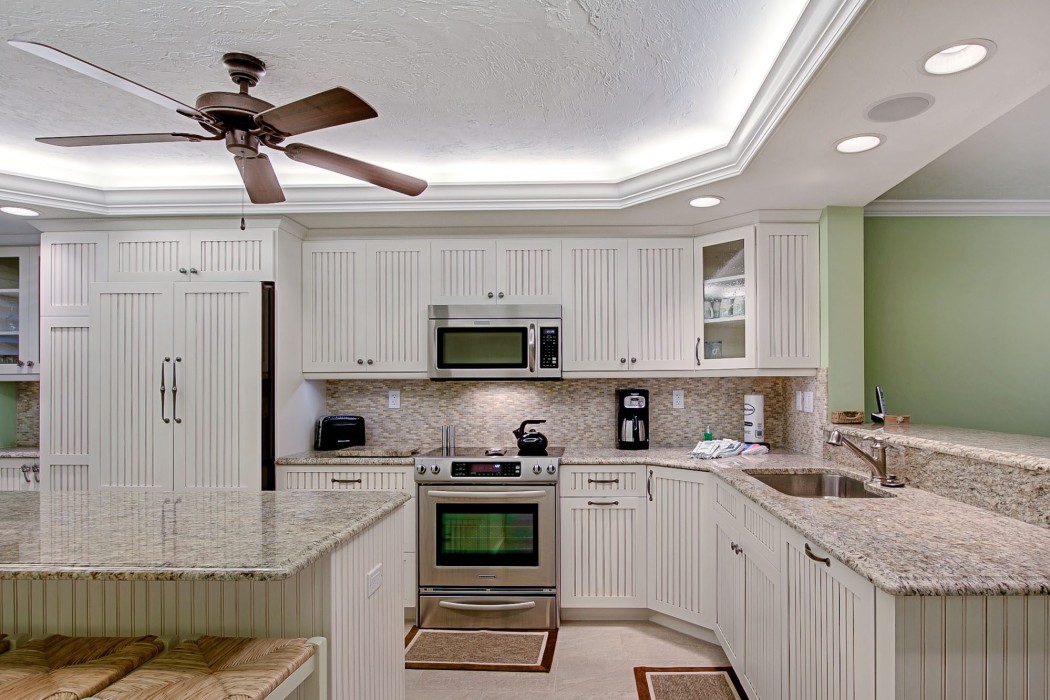 FULLY EQUIPPED WITH STAINLESS STEEL APPLIANCES INCLUDING BOTH DRIP AND KEURIG COFFEEMAKERS