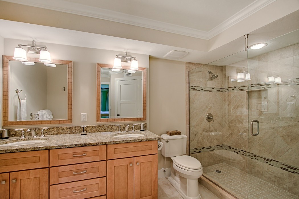 MASTER  BATH TWO SINKS AND LARGE WALK IN SHOWER