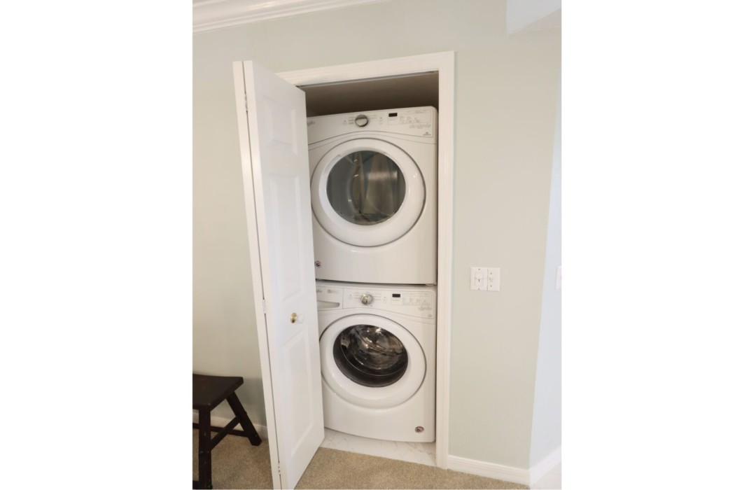 Full sized washer/dryer