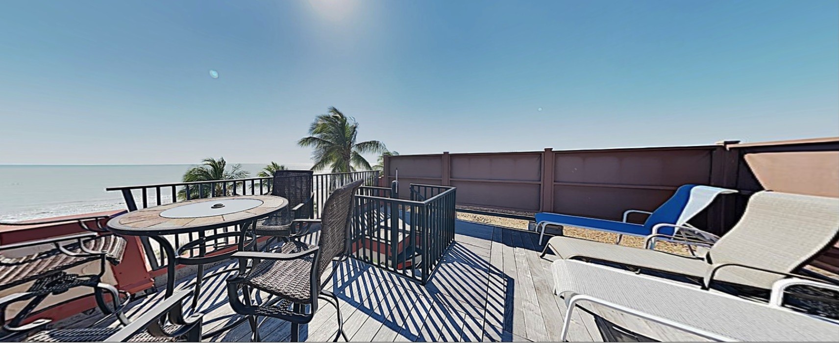 E45: Private Sundeck Looking West