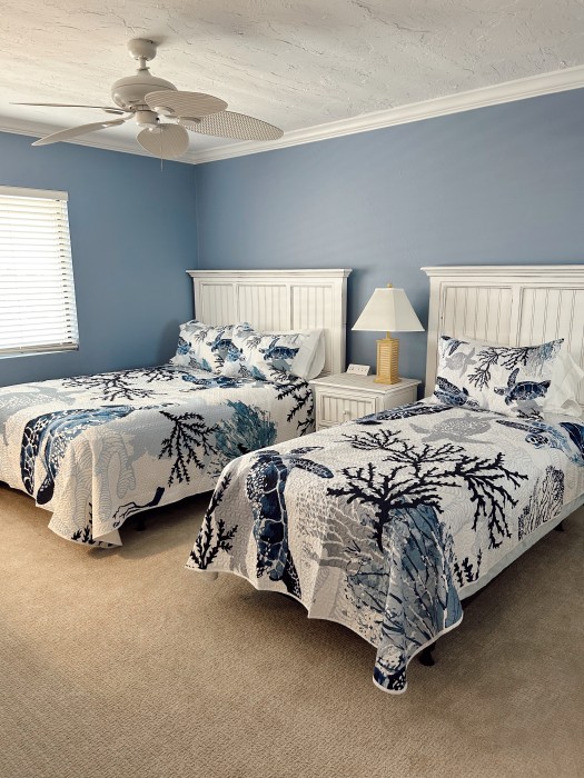 Guest Bedroom - Queen and Twin