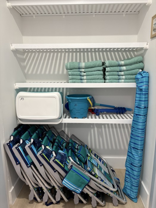 Beach towels, chairs, umbrella, cooler and toys provided for your fun in the sun!