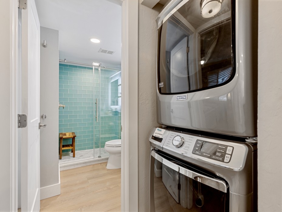 Guest bathroom full sized washer/dryer