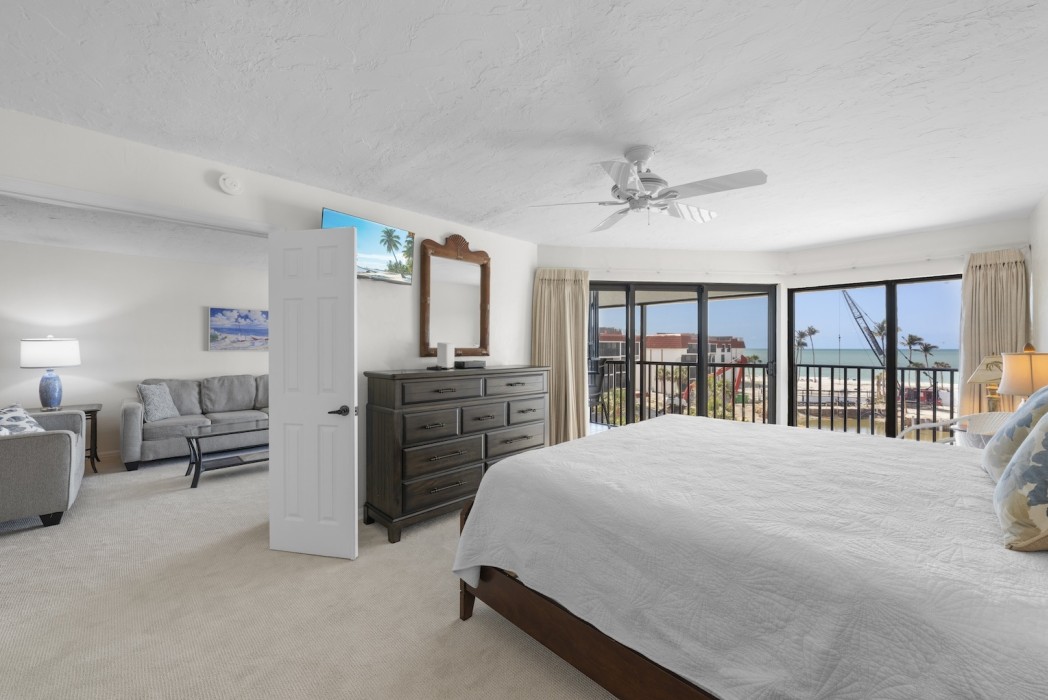 Primary Bedroom 1b
