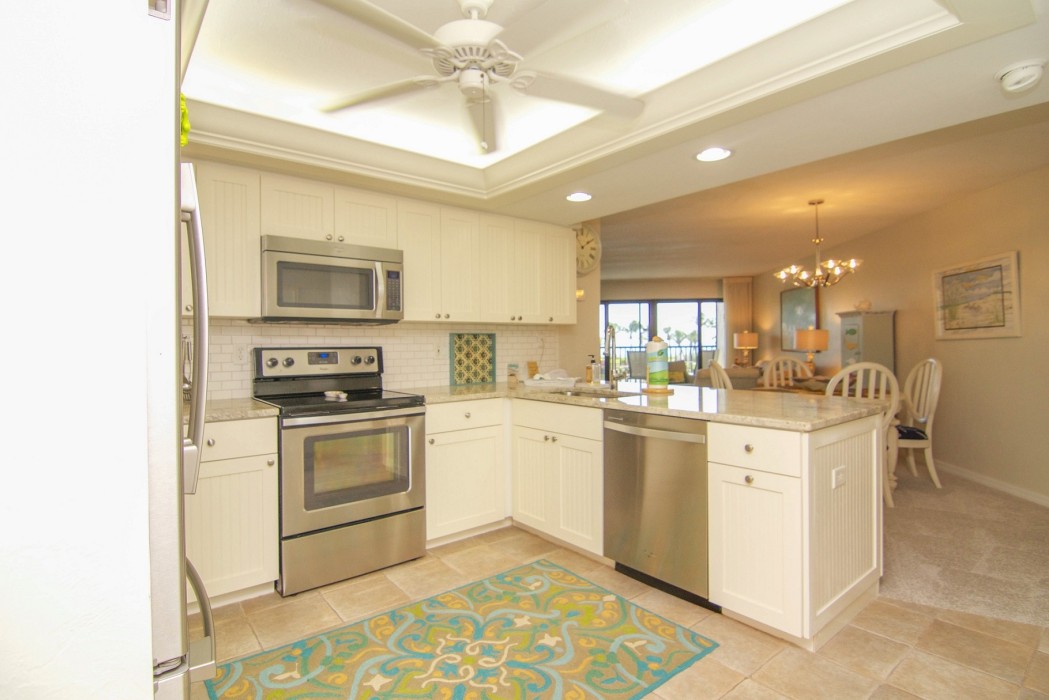 Kitchen counter with stools
