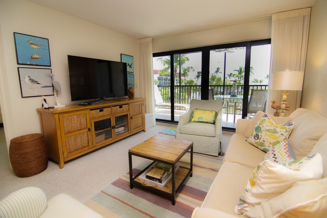 Sliders open wide to the lanai