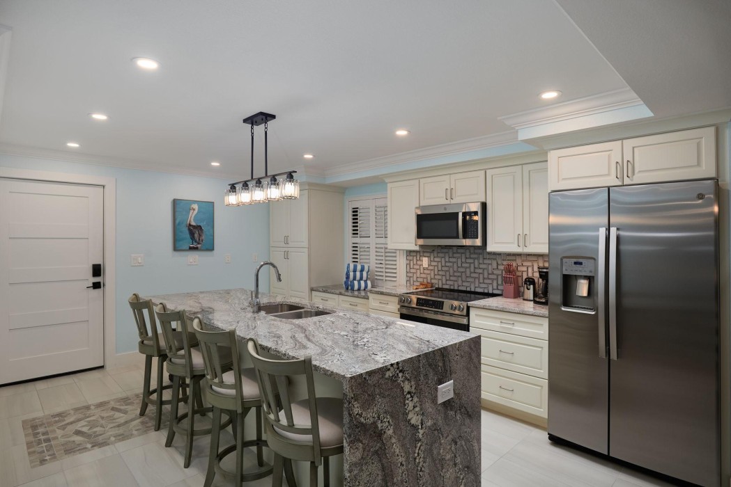 Fully appointed kitchen area