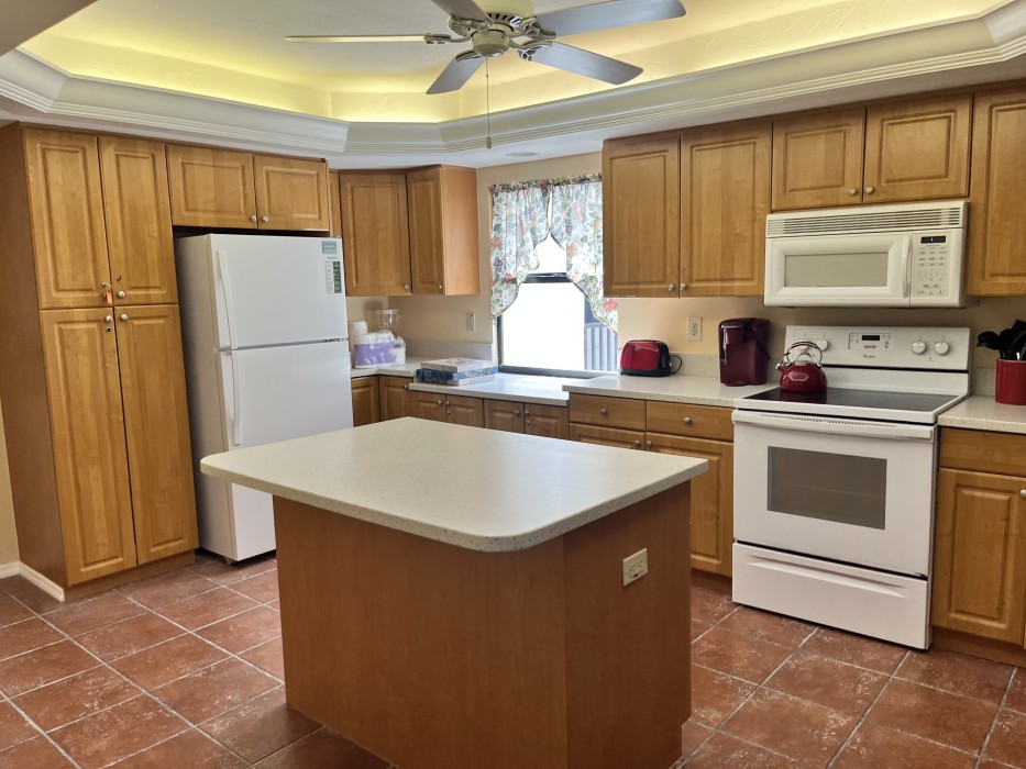 Fully equipped kitchen with spacious island