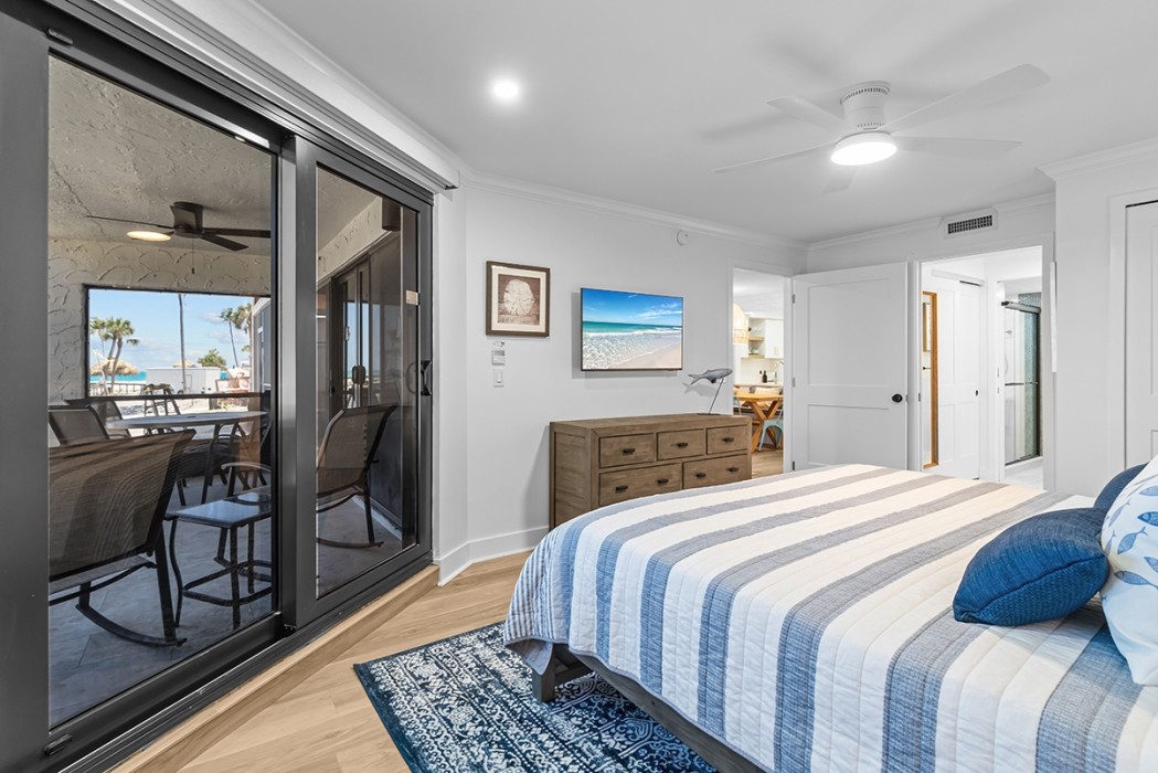 Access from MB to patio