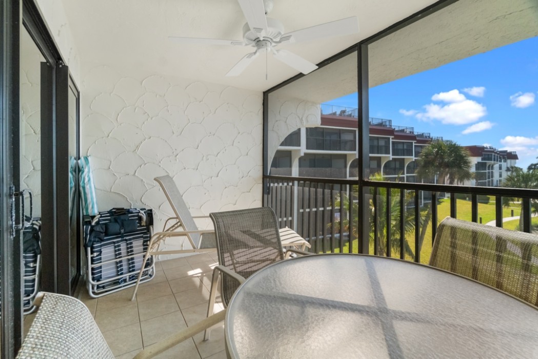 Patio w/beach equipment