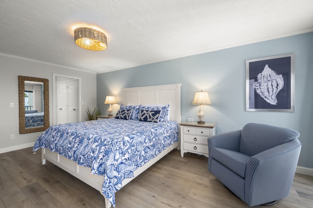 Master bedroom with King bed