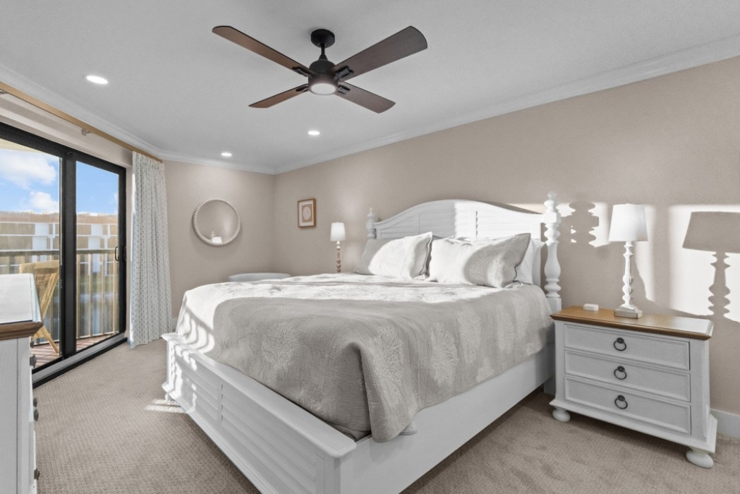 KING BEDROOM WITH APPLE HD TV